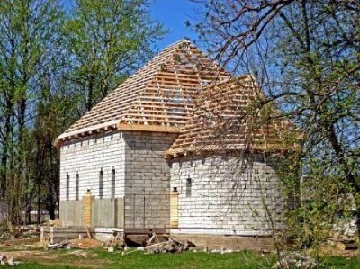 Церковь /строится/