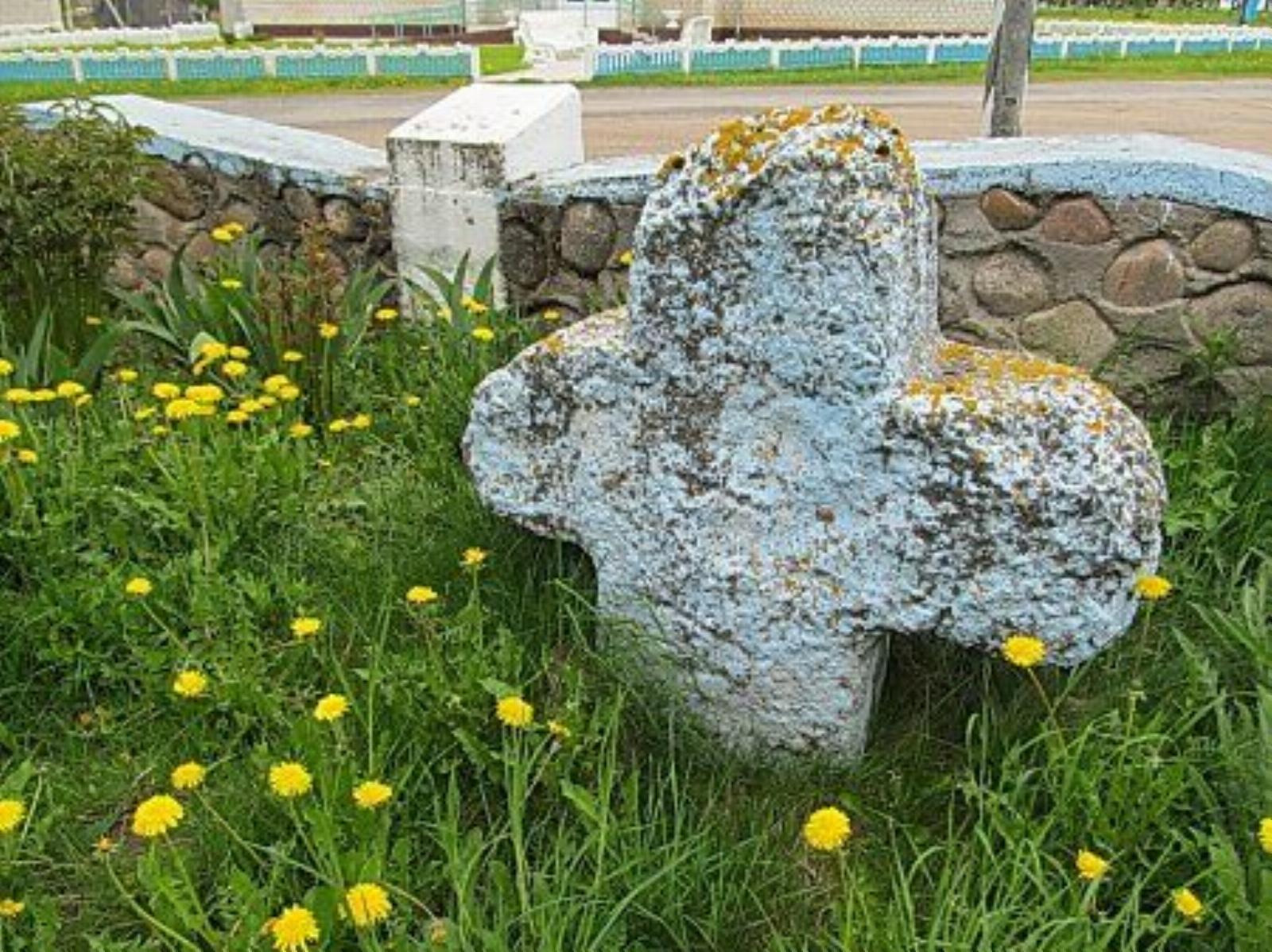 Каменный крест Каменный крест