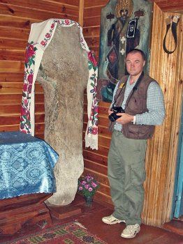 Каменный крест