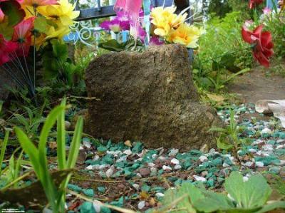 Каменный крест