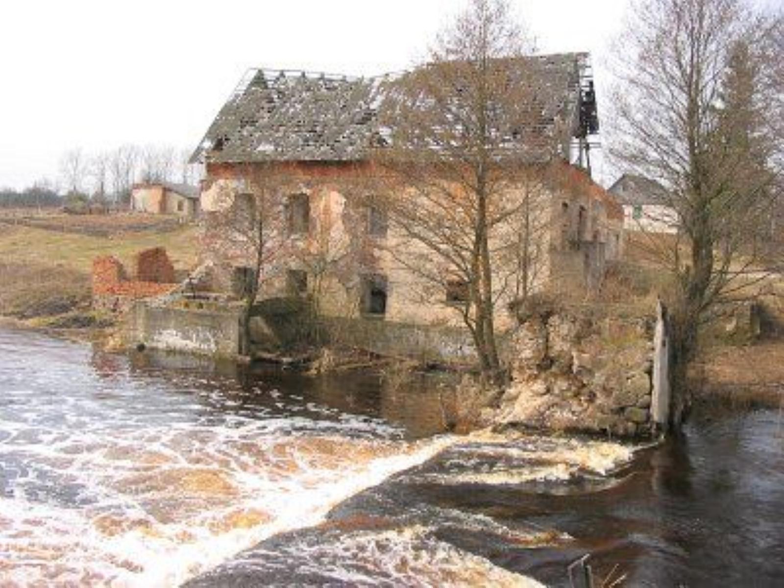 Водяная мельница (руины) Водяная мельница (руины)