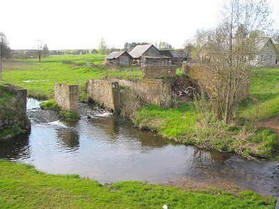 Водяная мельница (руины)