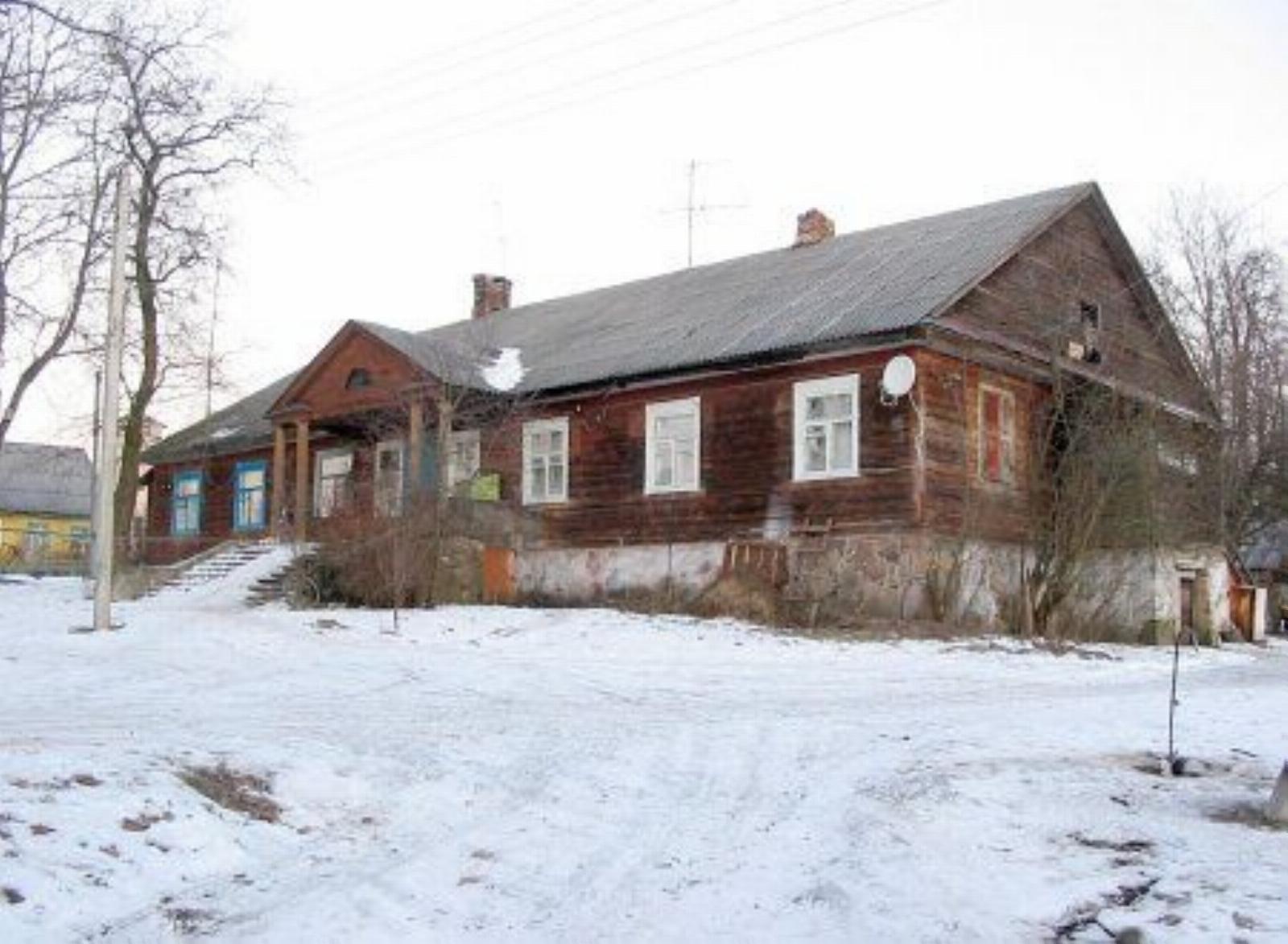 Усадебный дом (дерев.) Усадебный дом (дерев.)