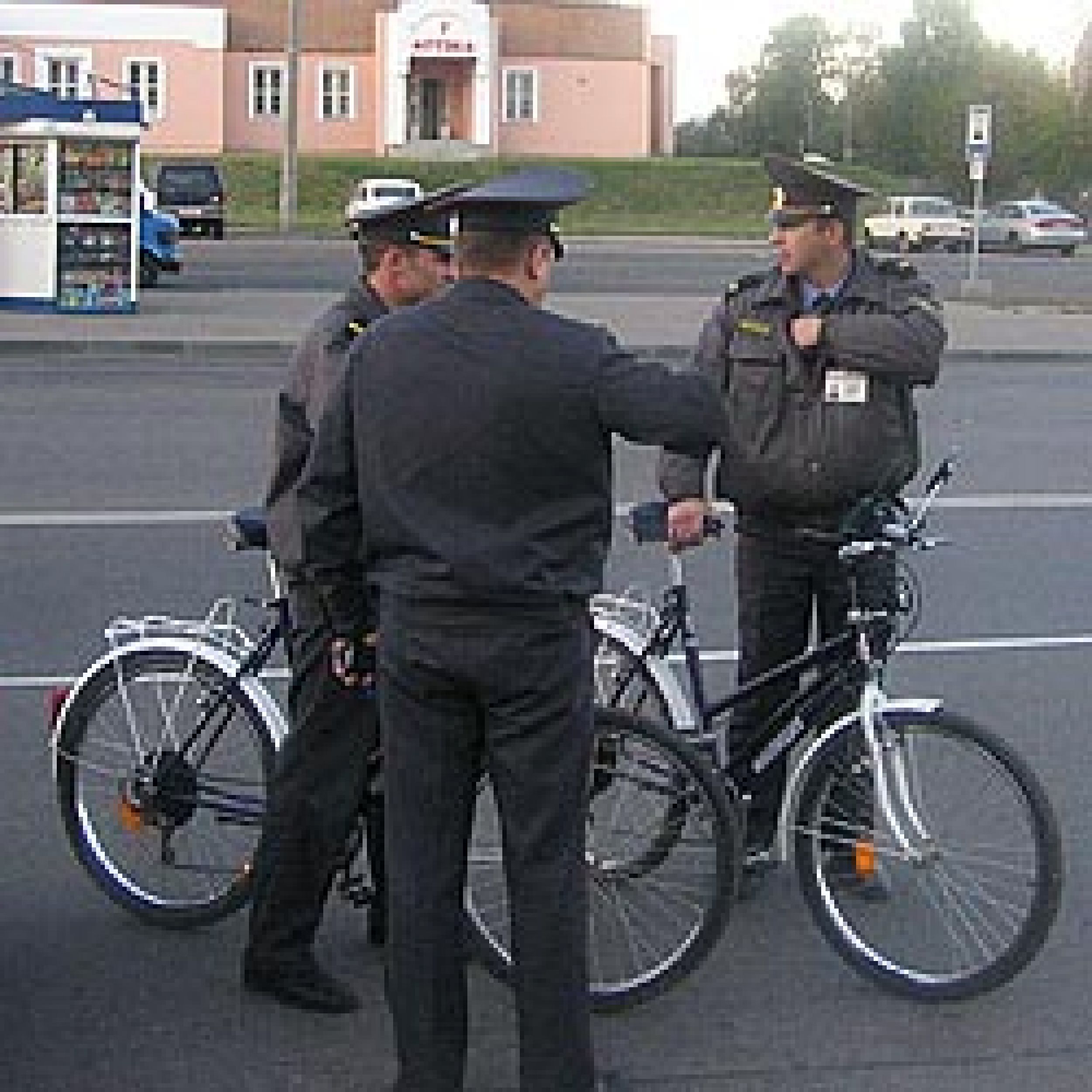 police_01.jpg