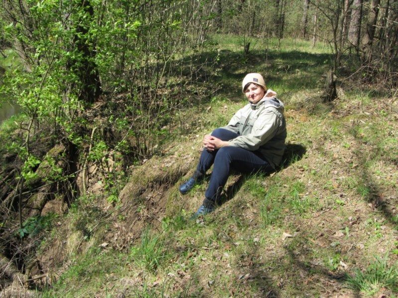 18 ленка медитирует.JPG