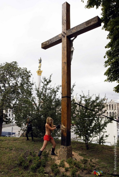 femen_170812_2.jpg