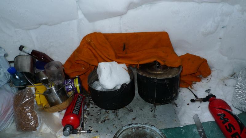 101B-Vid_kukhni_v_iglu-Khib_02-2012.jpg