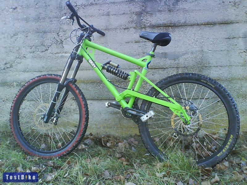 Manitou-Stance-Kingpin-2004-LA.jpg