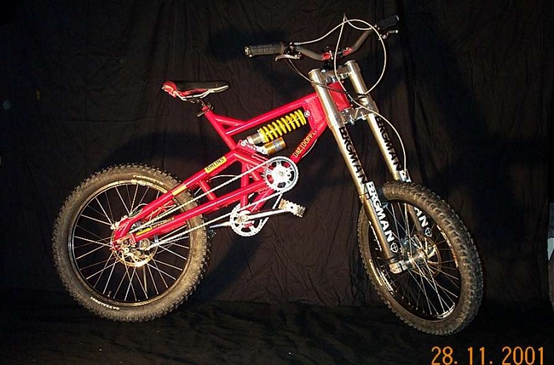 Dreidoppel_Gott_-2001_-400mm_rear_travel.jpg