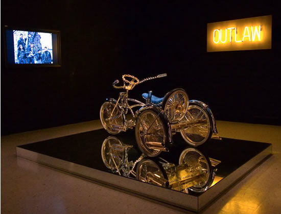 gold-lowrider-tricycle_.jpg