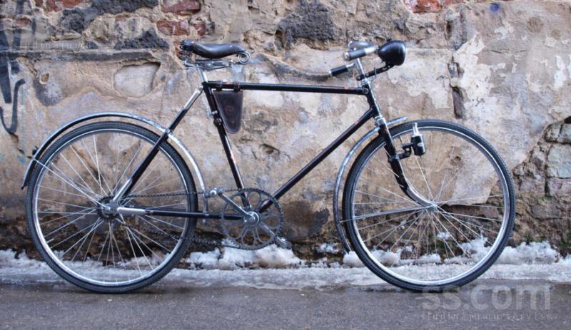 transport-bycycles-classical-ordinary-15837983.800.jpg